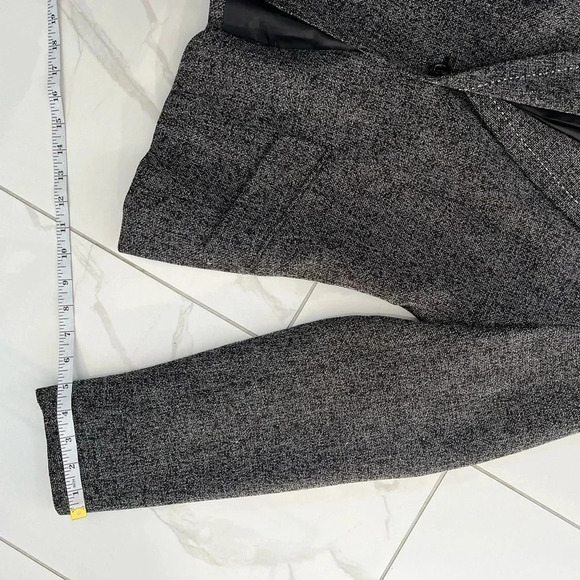 Simply Manakin/ Grey & black peppered/ Buttoned/  Blazer/ Size US 8 - Picture 13 of 16